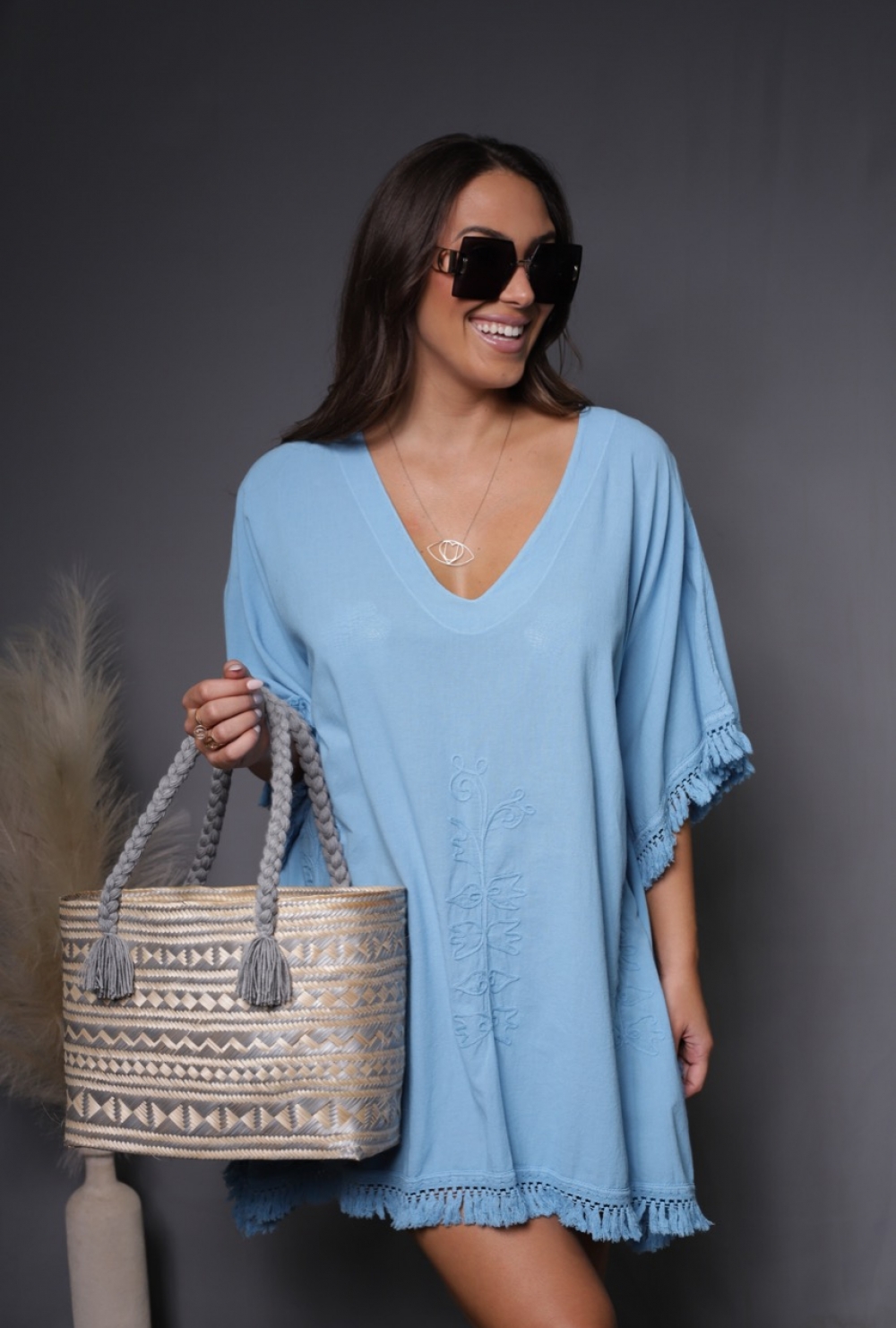 https://www.giocamwholesale.com/images/products/1109-magda-tunic-sky-blue1-large_44747981.jpeg