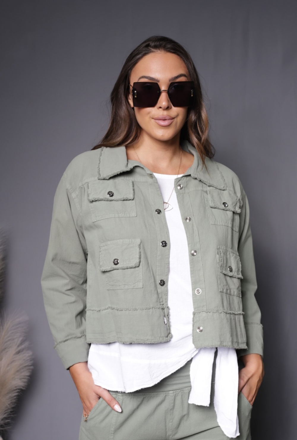 https://www.giocamwholesale.com/images/products/601-gio-jacket-olive2-large_572689413.jpeg